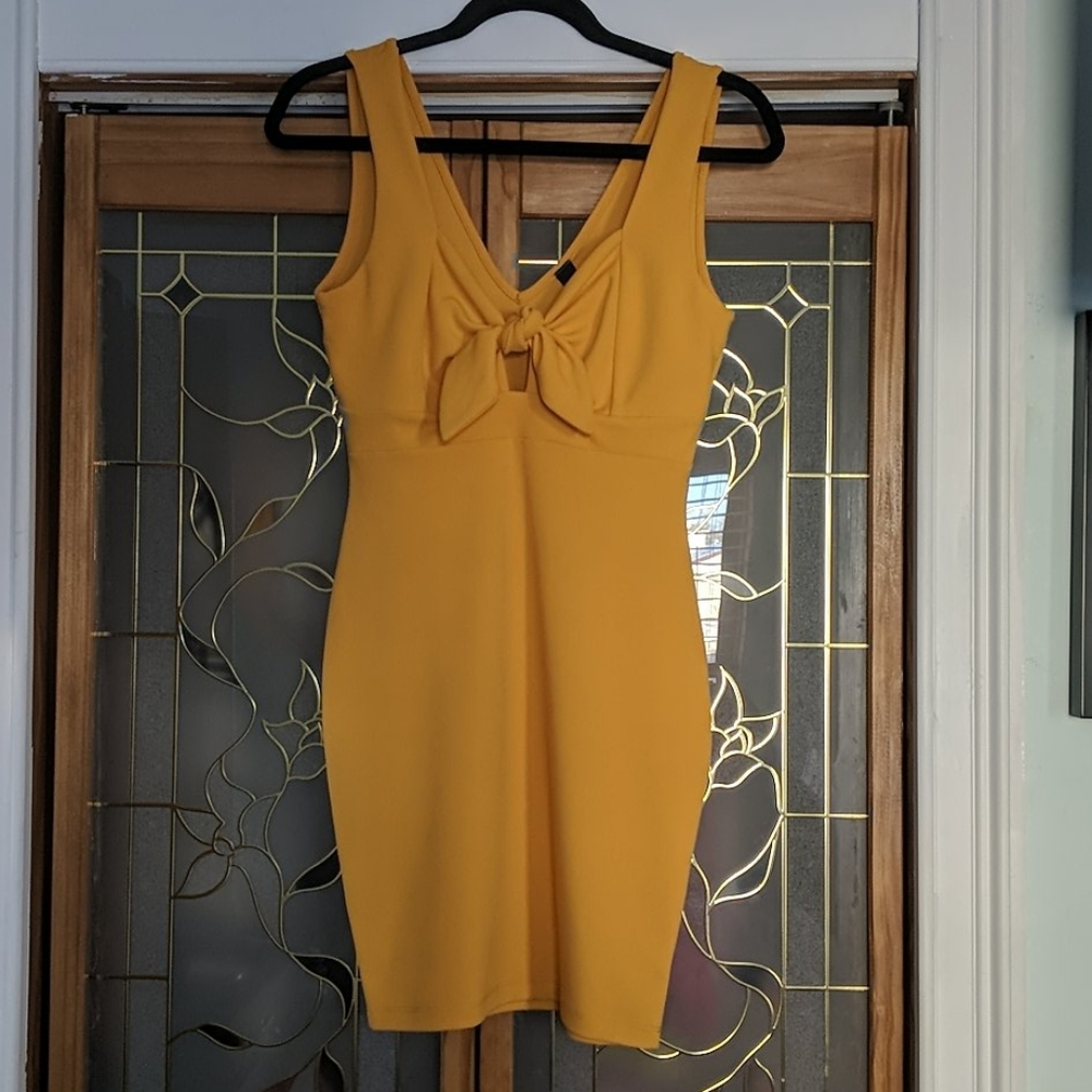 Windsor Yellow Mini Bodycon dress